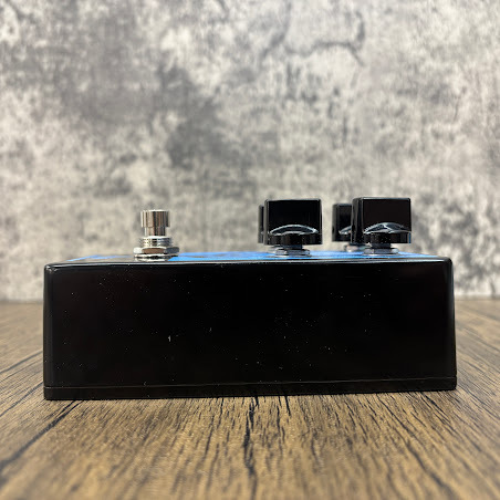 EarthQuaker Devices Aoi 未使用品 EarthQuaker Devices Aoi（新品/送料無料）【楽器検索デジマート】