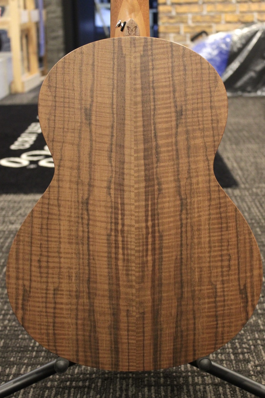 Sheeran by Lowden 【新品特価(トップ焼け)】Equals Edition