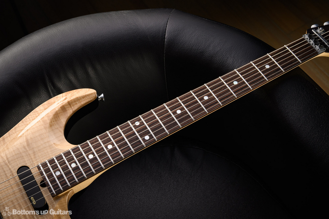T's Guitars DST-Pro, Carved 22 FRT/EMG - Natural but 3TS Back