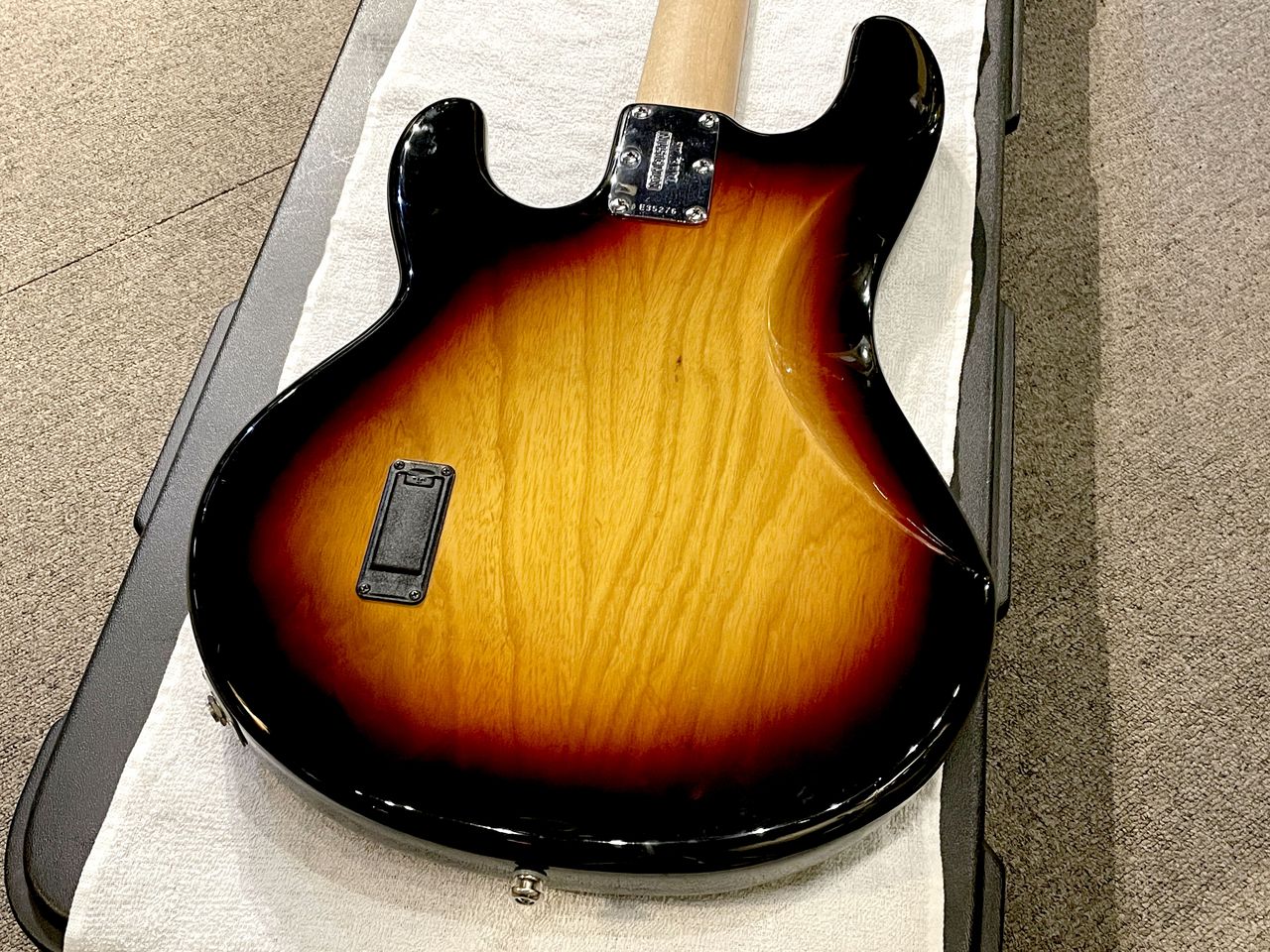 MUSIC MAN StingRay 4 3EQ H（中古）【楽器検索デジマート】
