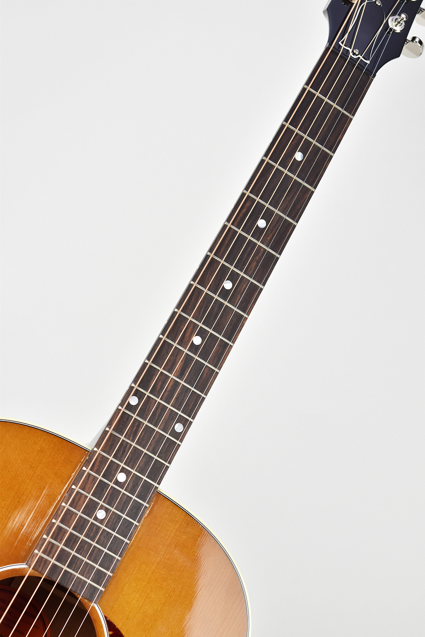 Gibson Custom Shop J-45 Standard Red Spruce Honey Burst Gibson Custom Shop J-45 Standard Red Spruce Honey Burst