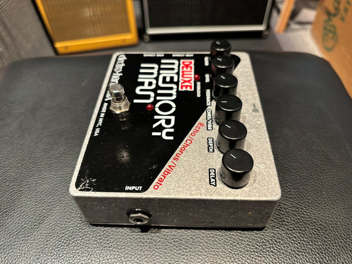 Early 00's Electro-Harmonix Deluxe Memory Man Revision E w