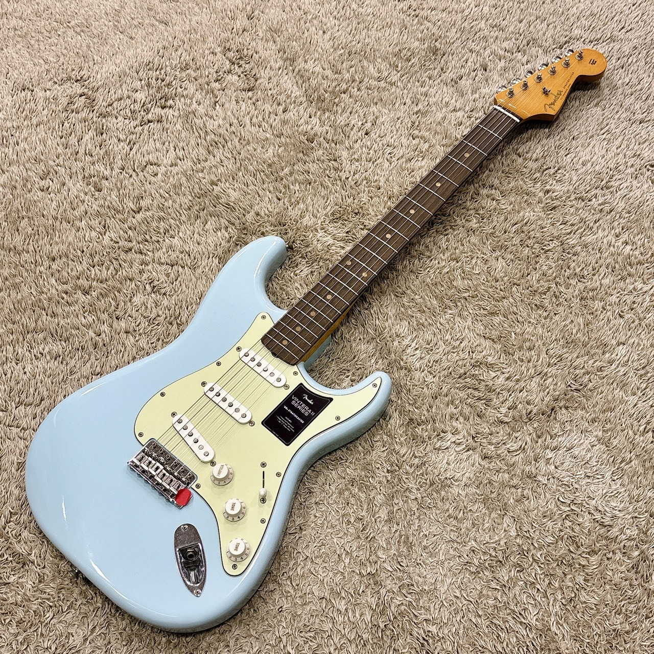 Fender Limited Edition Vintera II Road Worn '60s