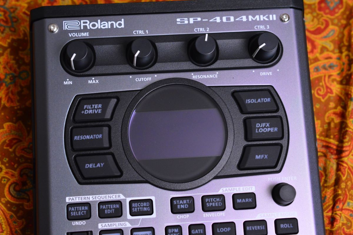 Roland SP-404 MKII サンプラーSP404MK2 【開封品】（B級特価/送料無料 