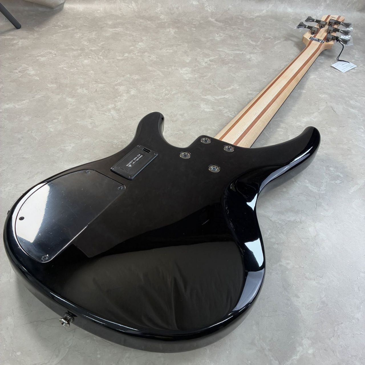 YAMAHA TRBX305 BL (ブラック) 5弦 エレキベースTRBX300シリーズ Black