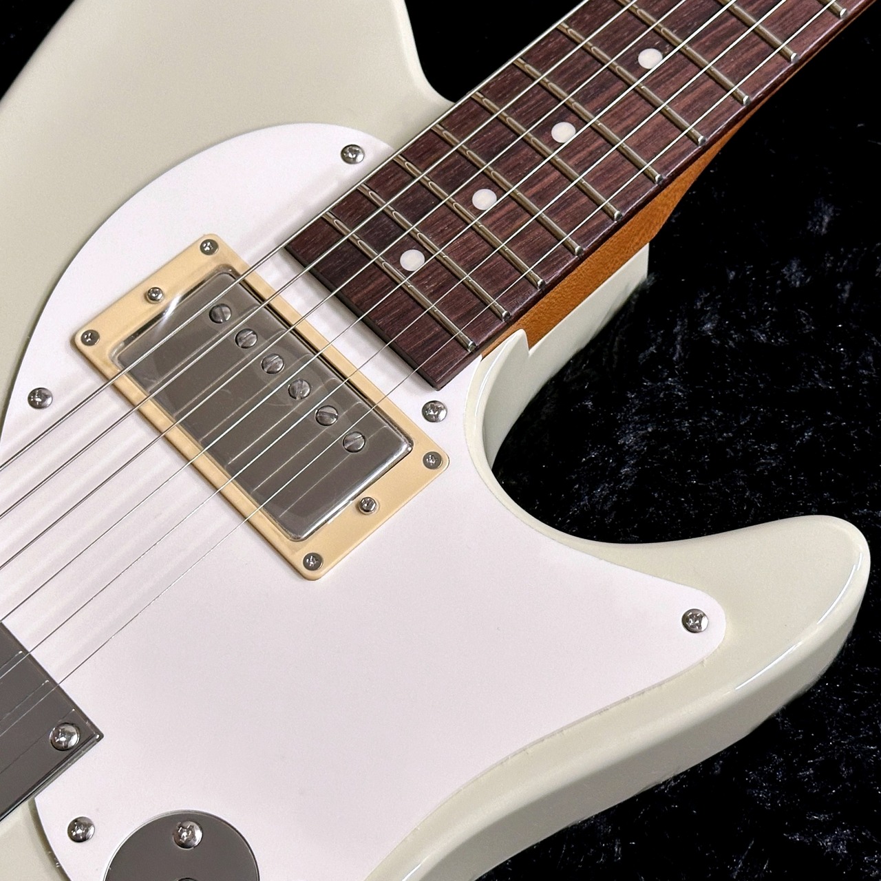 その他 EasyJack2 Ibanez】 現代を代表するブルース・ギターの名手 ジョシュ・スミス の