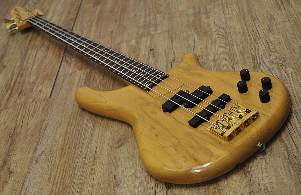 ベース Electric bass Vintage ROCKOON by KAWAI Rockoon RB-61pj electric bass. Kawai Made in Japan with Scaller
