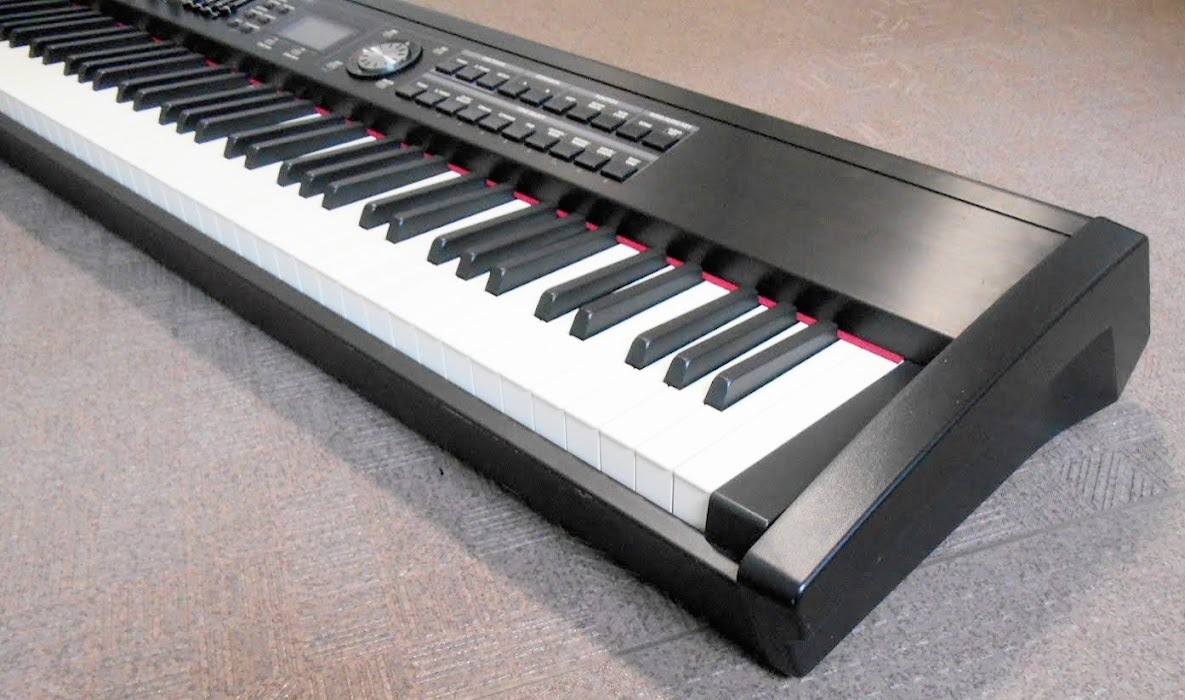 Roland RD-700GX ステージピアノ - 鍵盤楽器、ピアノ