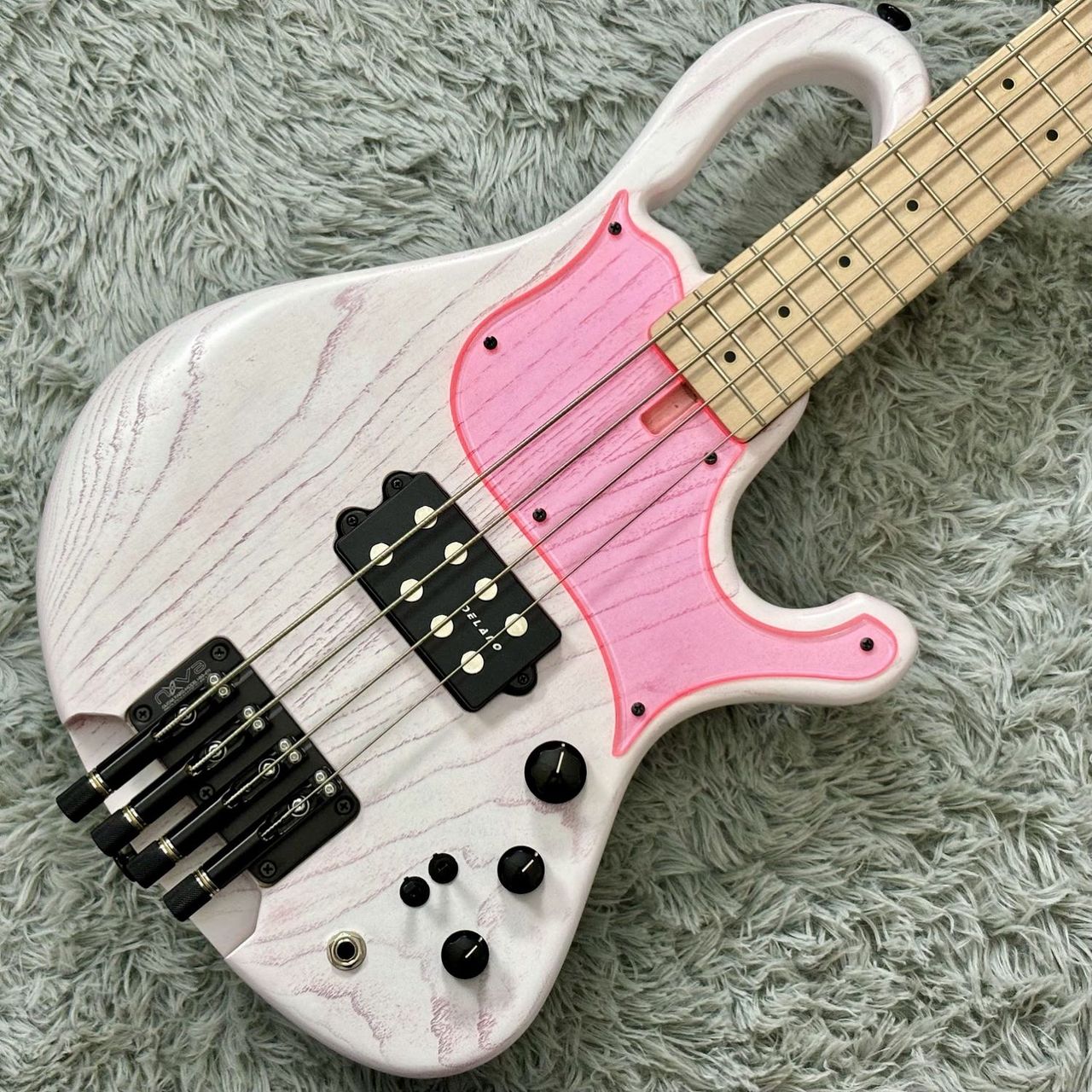 saitias guitars Lorentz 4 Std 軽量ヘッドレスベース saitias guitars