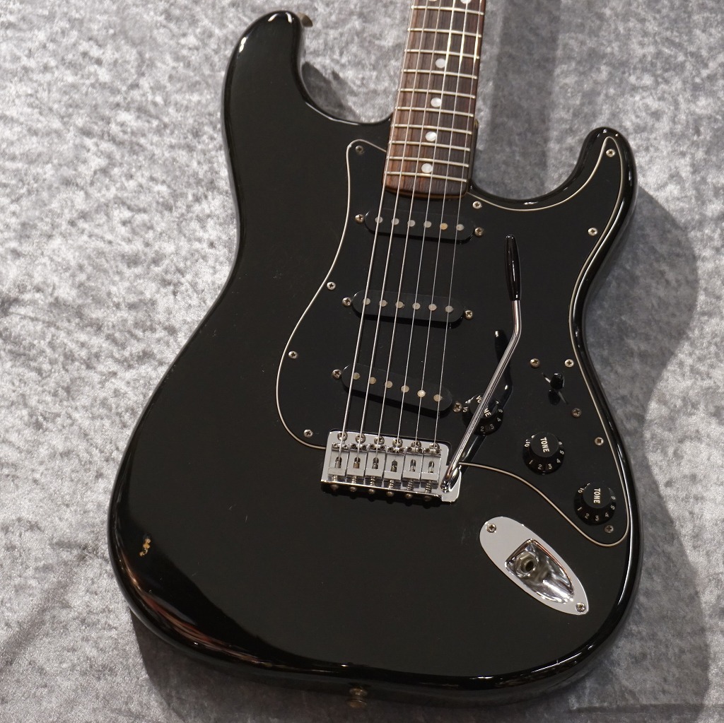 Fender 【Vintage】Stratocaster Black Rosewood Fingerbord [1980年製