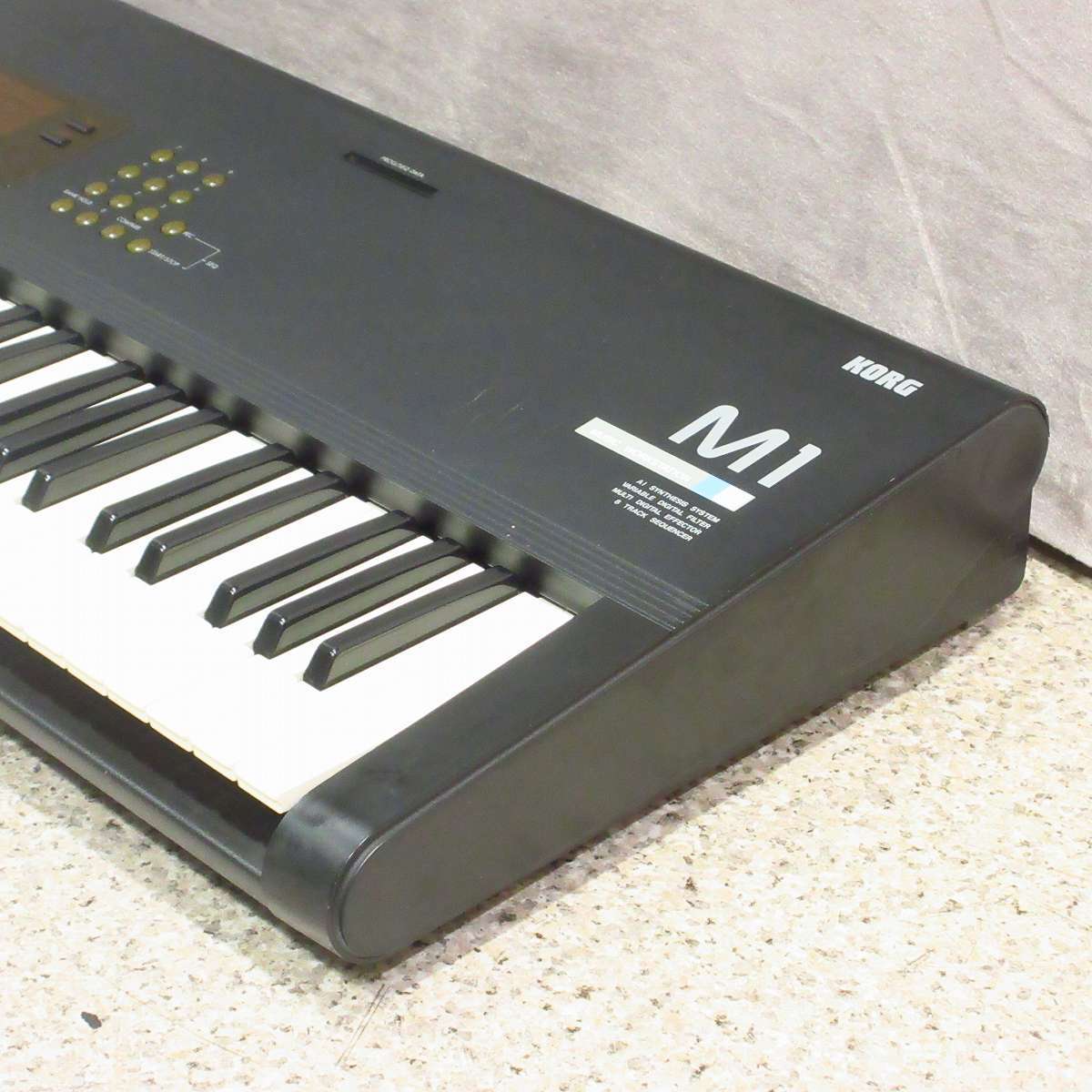 KORG M1 KORG M1