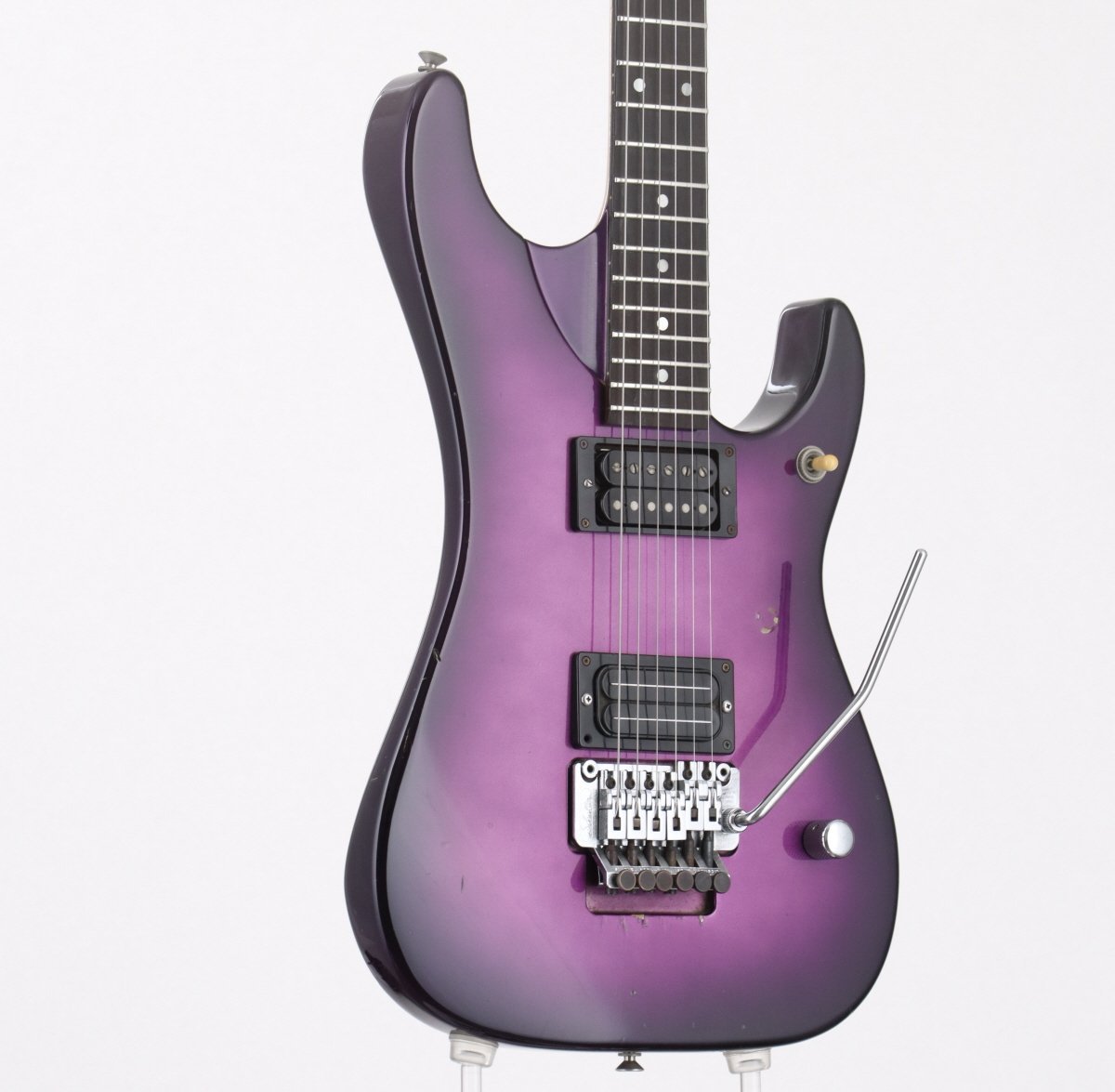 WASHBURN エレキギター パープル 6弦 WASHBURN エレキギター パープル 6弦 エレキギター