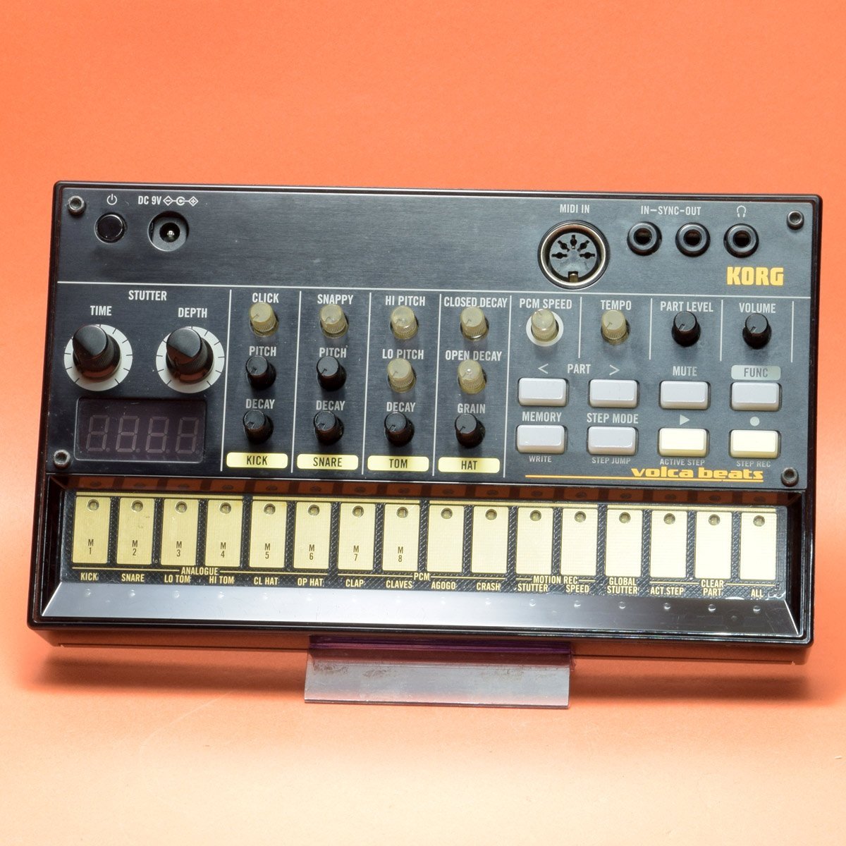 Amazon.com: Korg Volca Beats Analog Rythem Machine w