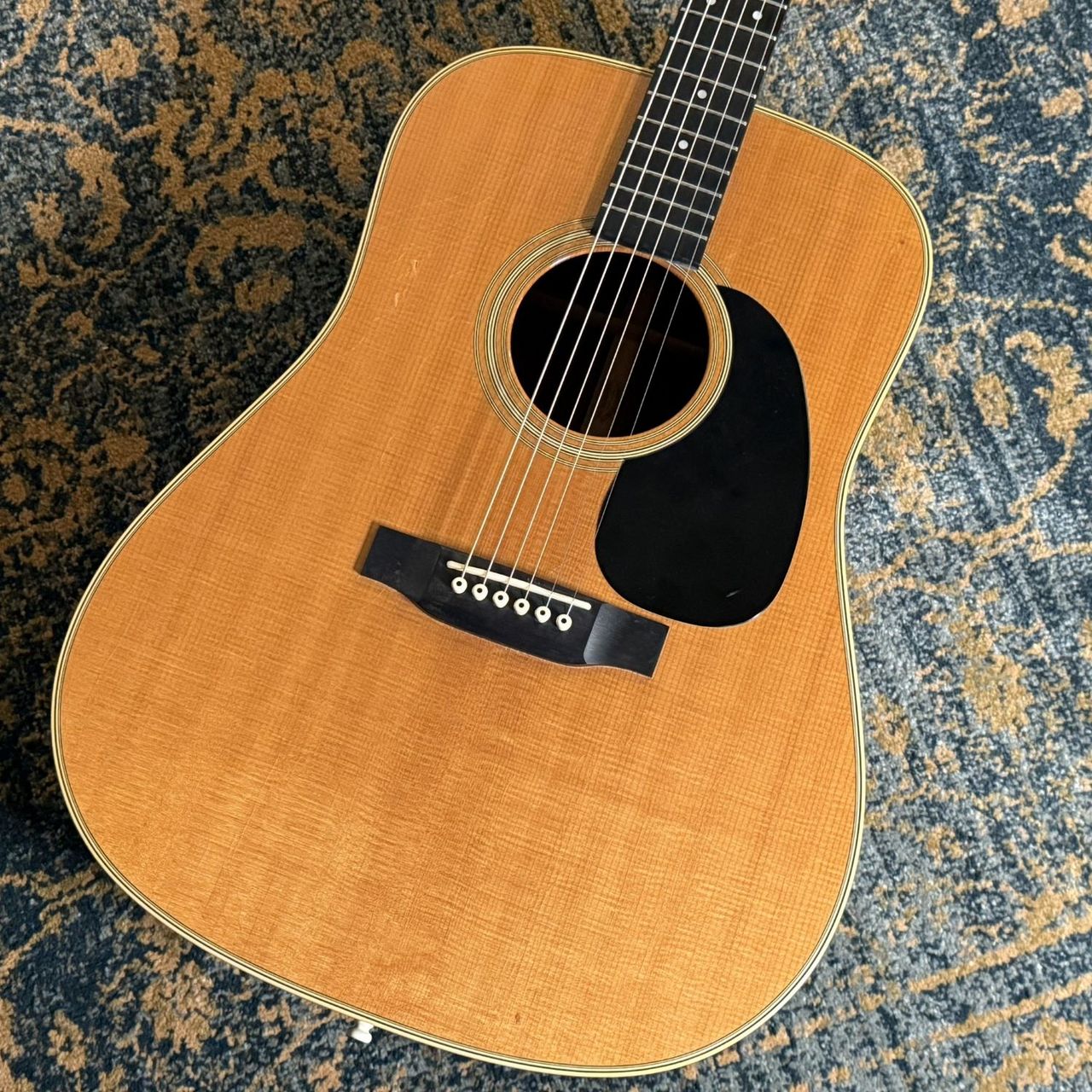 Martin D-28 2009 Used with original case | Mass Street Music