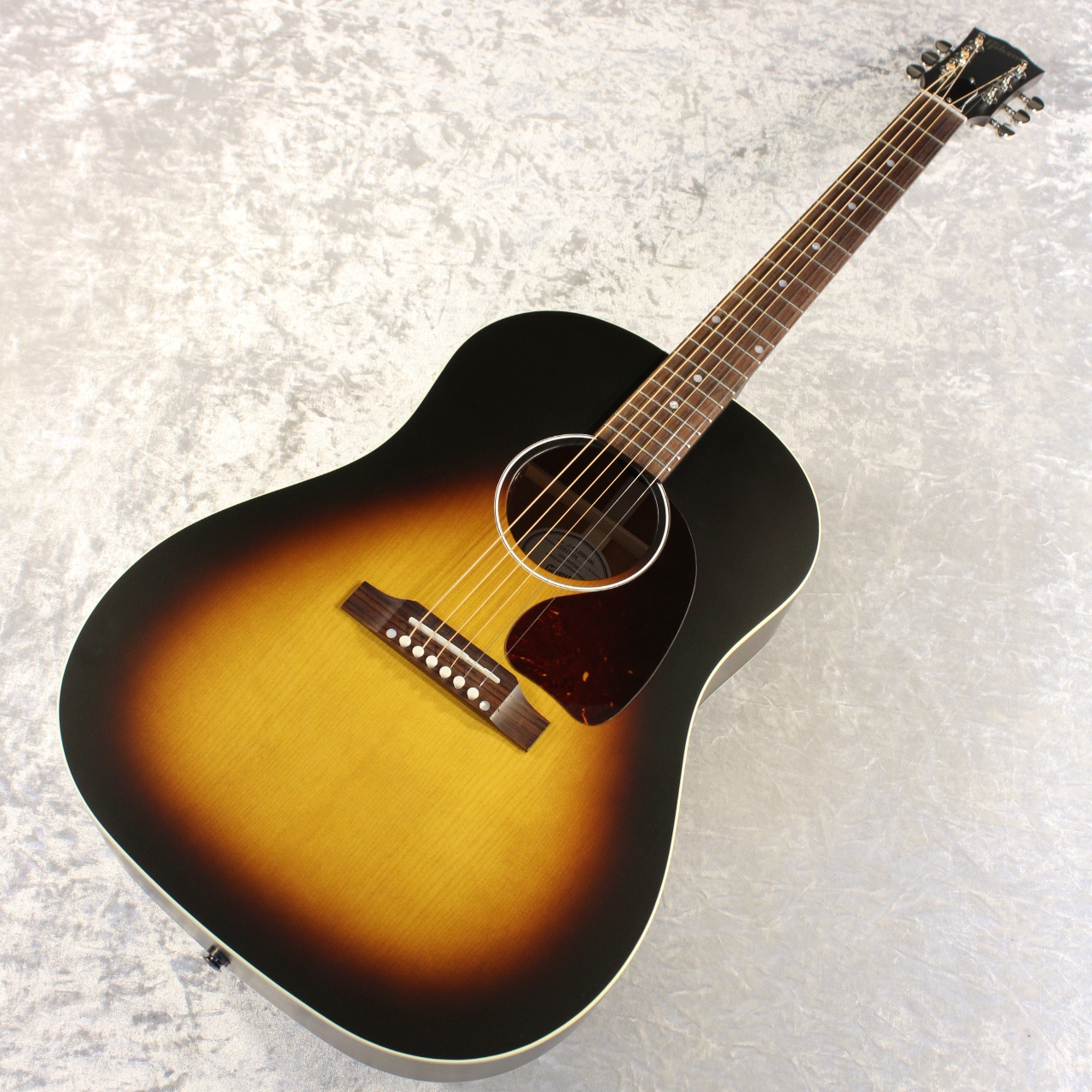 Gibson 【均一なサンバースト】J-45 Special #22615036【分割手数料0