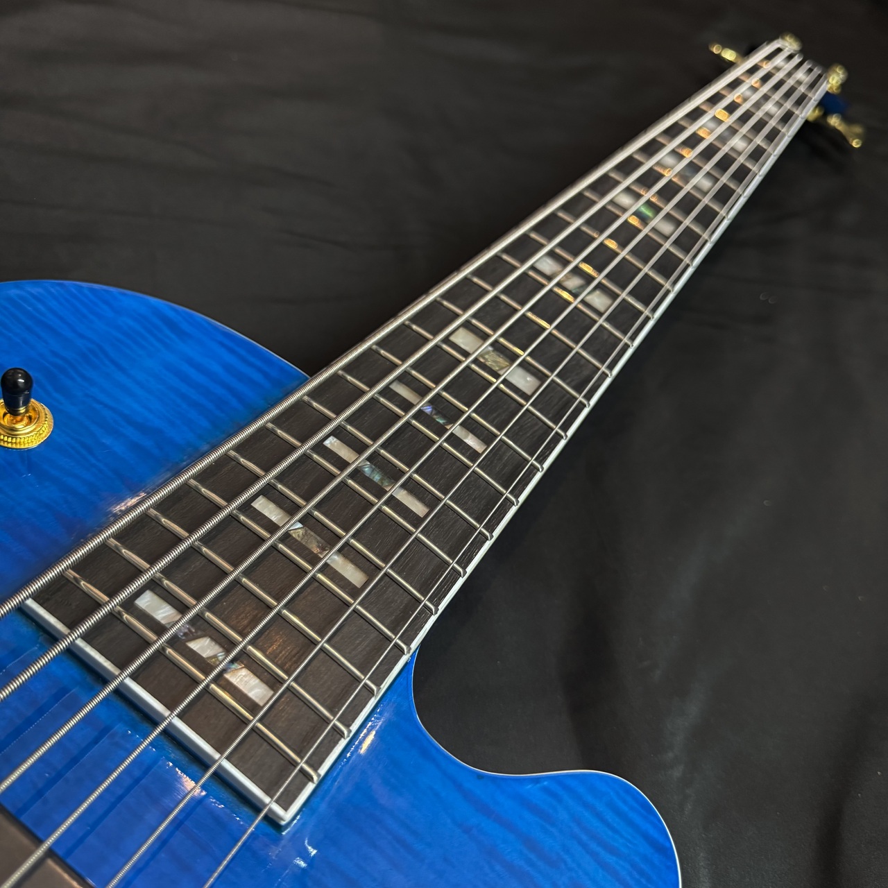 Katamalazoo 6-String Semi-acoustic Bass/Blue (6弦ベース アクティヴ