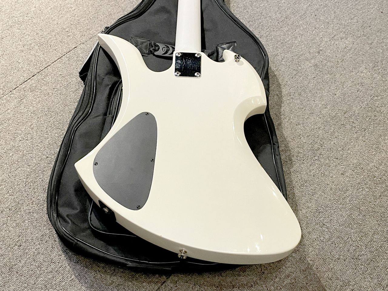B.C.Rich Japan NJ Series MB-20 Mockingbird Bass（ビンテージ