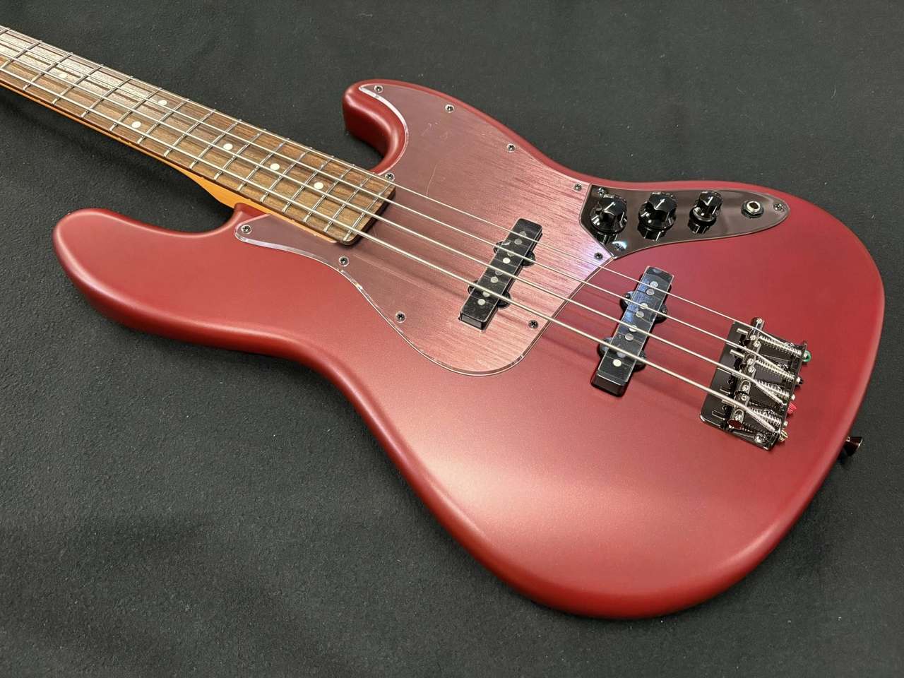 Fender Made in Japan Hybrid II 2026 Collection Jazz Bass Satin
