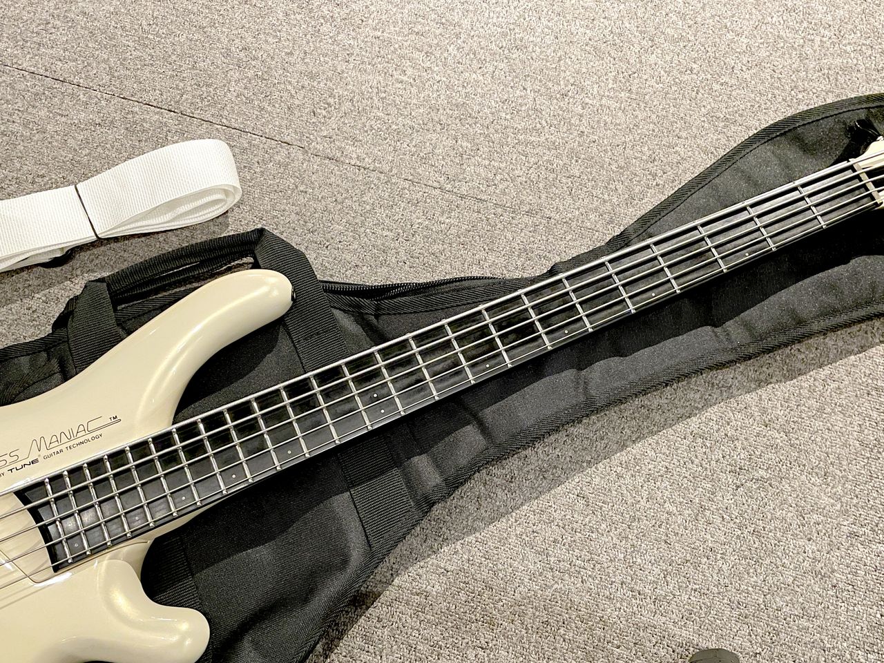 TUNE 5弦ベース ・TUNE TB-05WJ-A Yahoo!オークション - レア TUNE BASS/MANIAC 5弦BASS TB-05