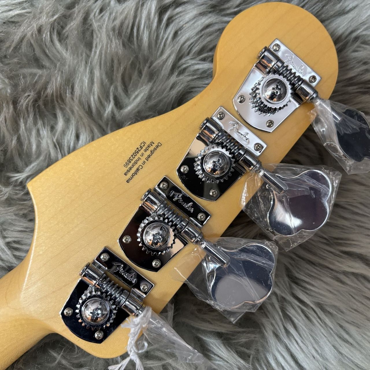 Fender Standard Precision Bass Candy Cola エレキベース 