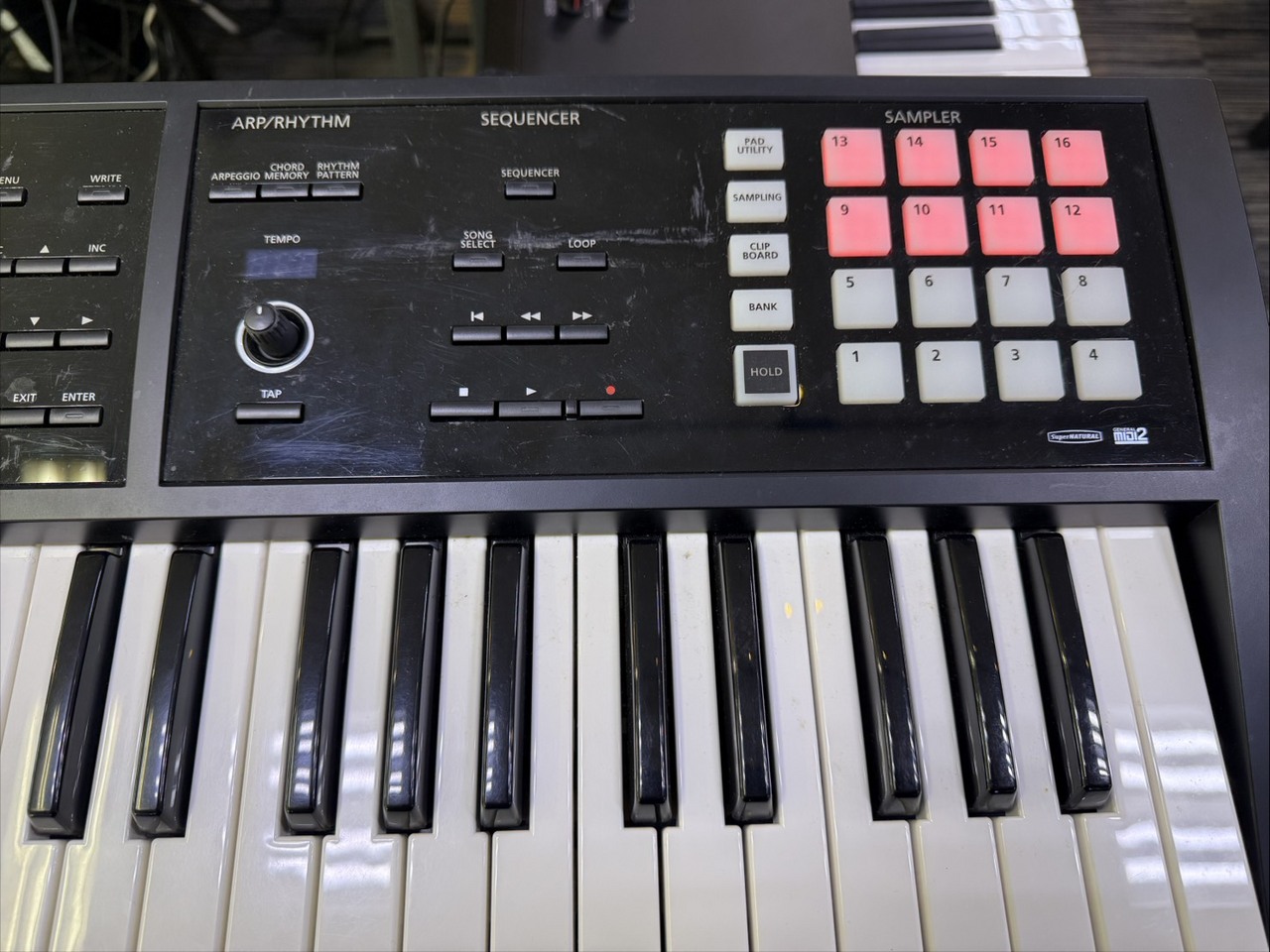 Roland FA-06【中古】（中古/送料無料）【楽器検索デジマート】