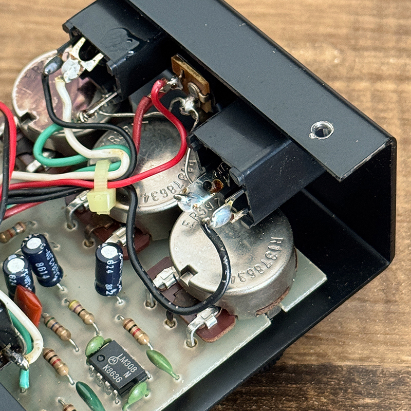 Pro Co 1986 RAT Black Face Motorola LM308N 