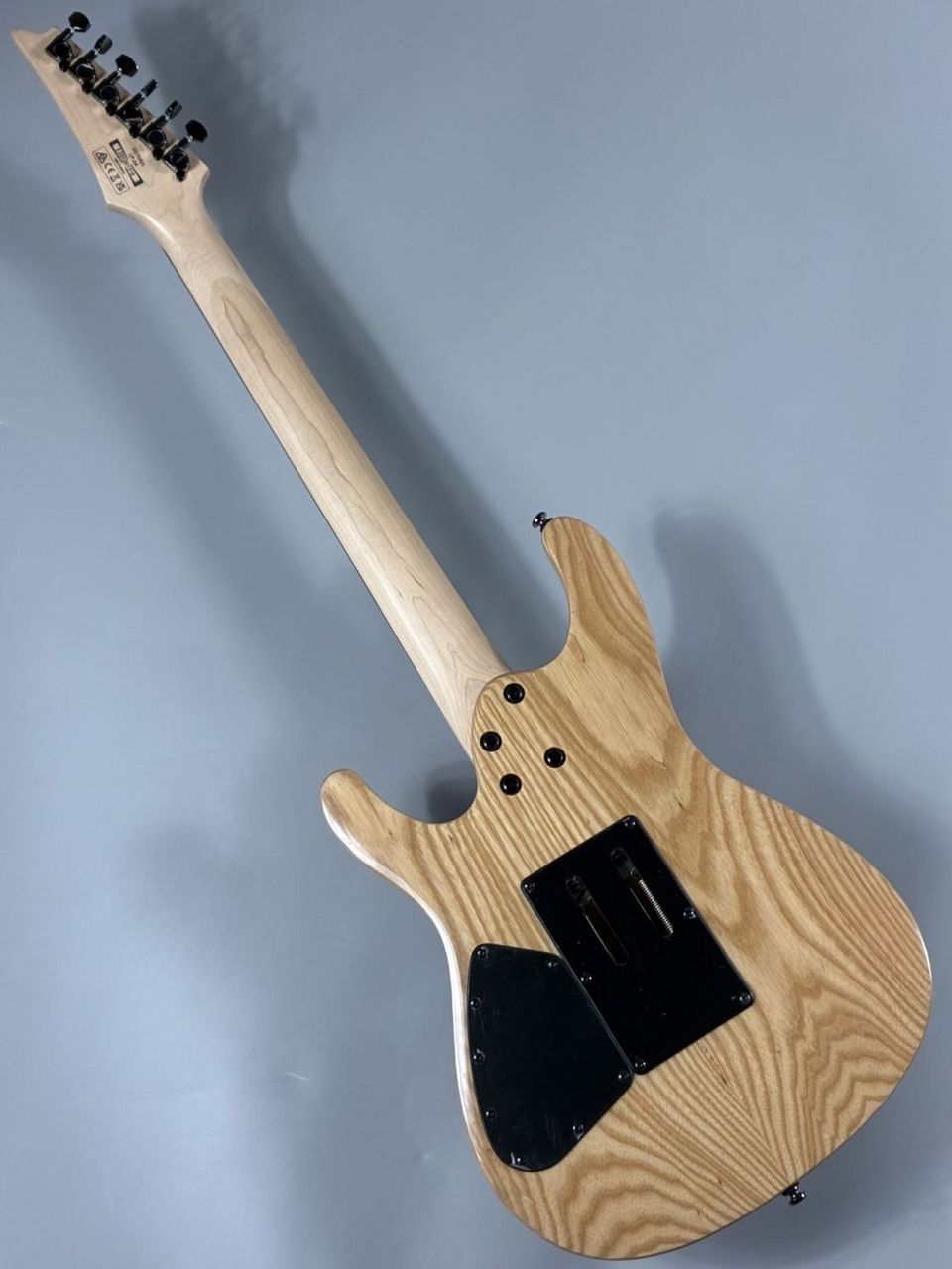 Ibanez 日本未発売 海外モデル S570AH SWK Silver Wave Black【現物