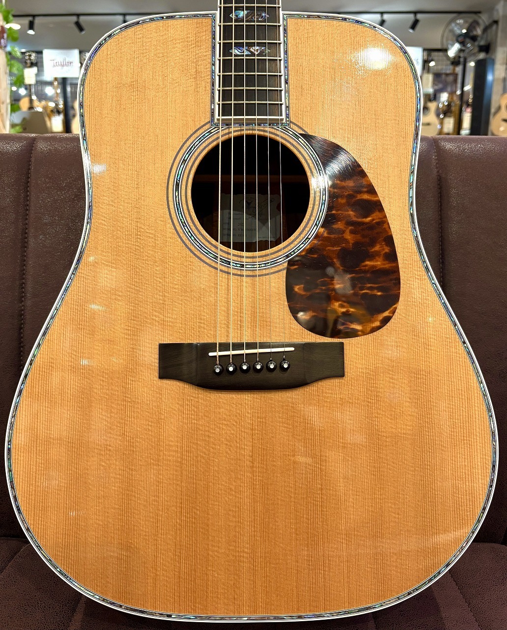 K.Yairi 【個体演奏動画あり】【USED】YW-1000HQ '22年製【ハカランダ