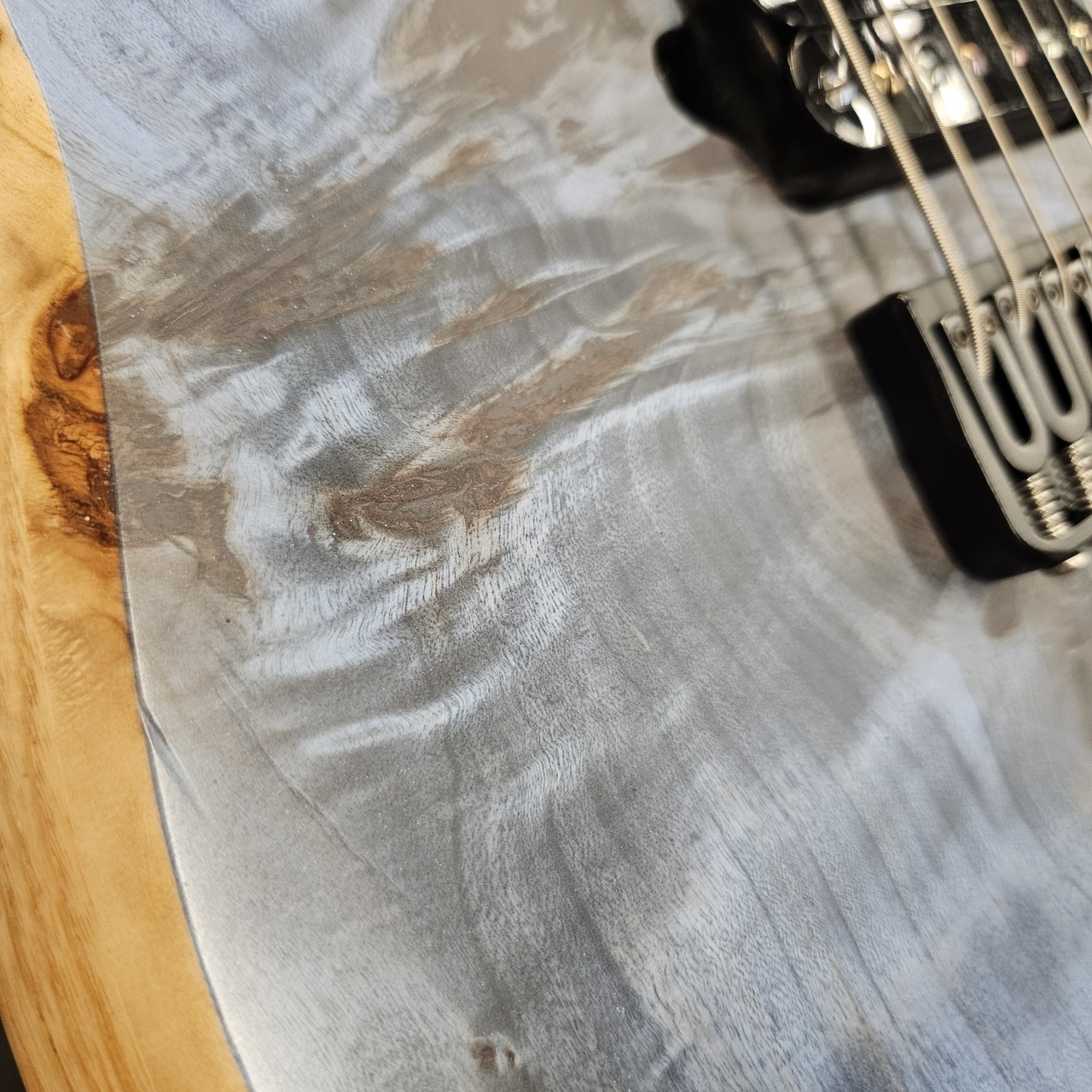 Overload Custom Guitars Raijin 7（中古）【楽器検索デジマート】