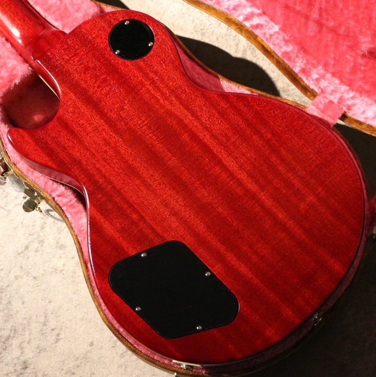 Tokai 【極杢選定材!漆黒ハカランダ指板!】LS482-CM ~Cherry