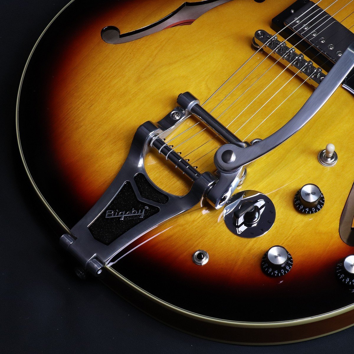 Epiphone Inspired by Gibson ES-345 Varitone with Bigsby