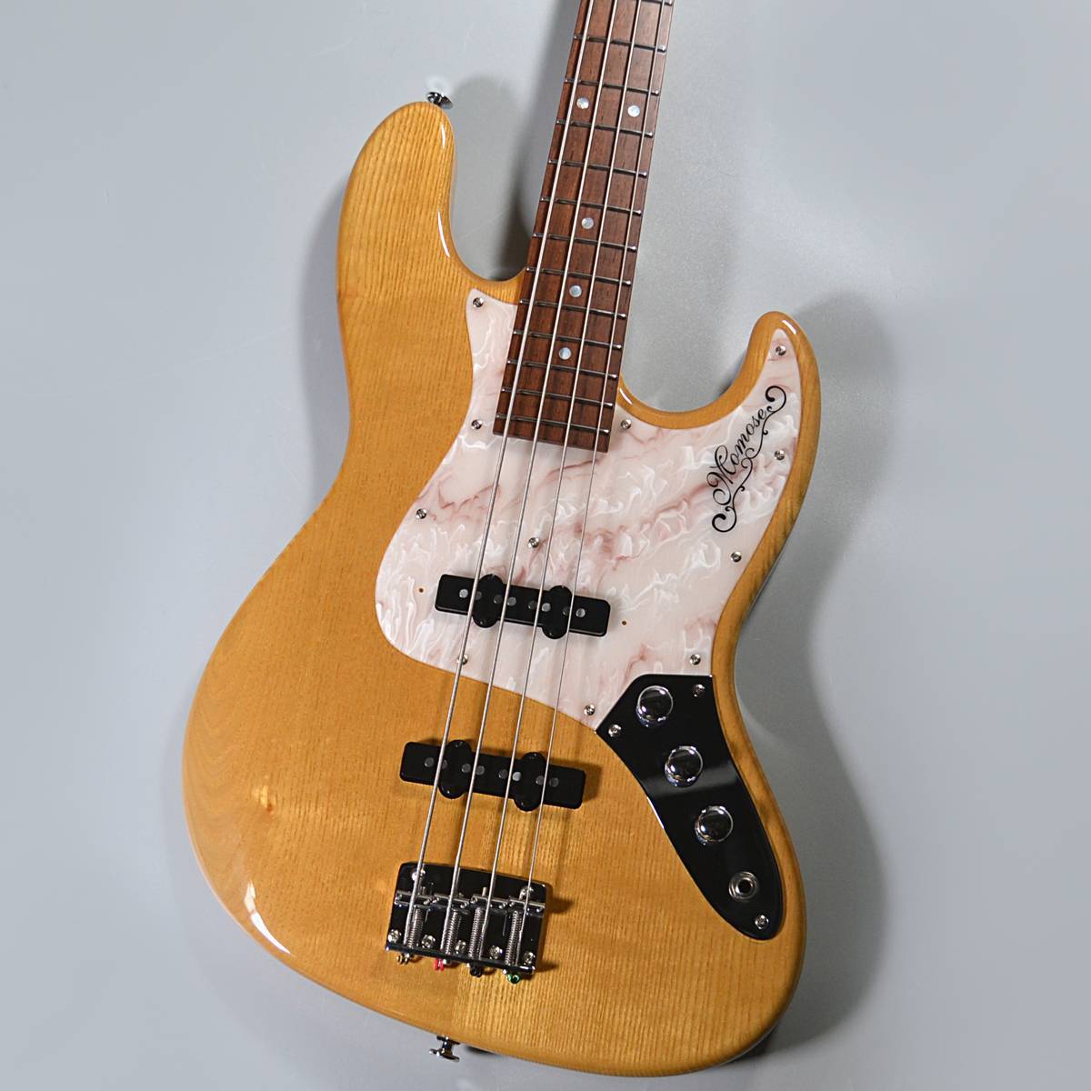 ハンドメイド☆オーダーページ【172】 momose MJ-SSF/NJ EQS ANA White marble pickguard【ショップ