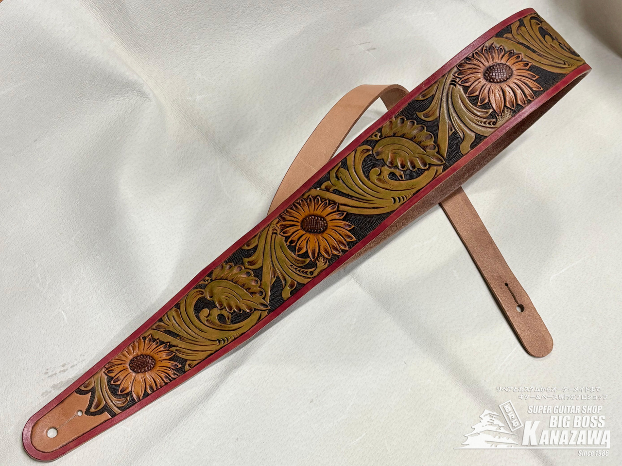 clef de fa ハンドメイド 本革 ストラップ レザーカービング ひまわり
