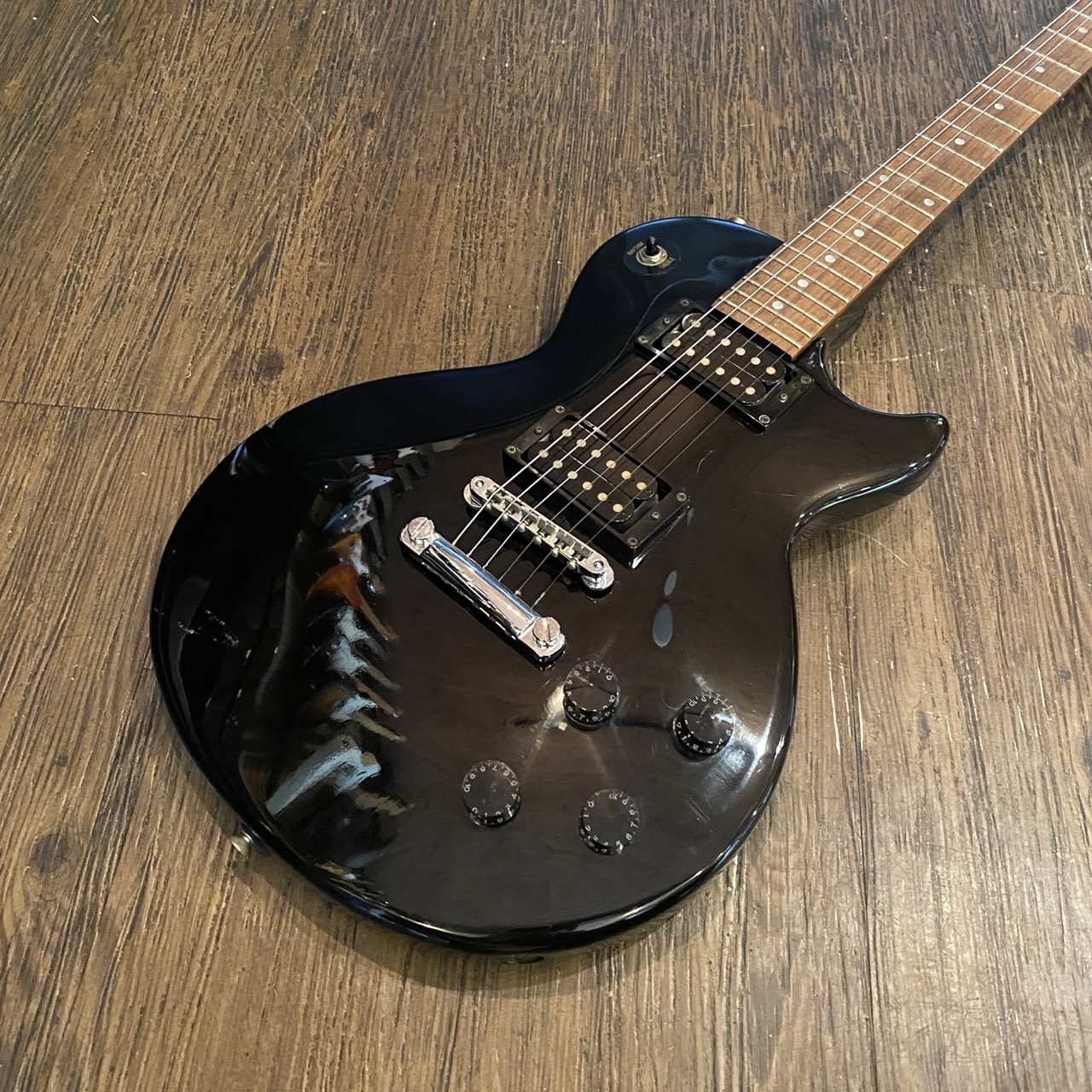 Epiphone Les Paul Studio 2000年代 Electric Guitar（中古/送料無料