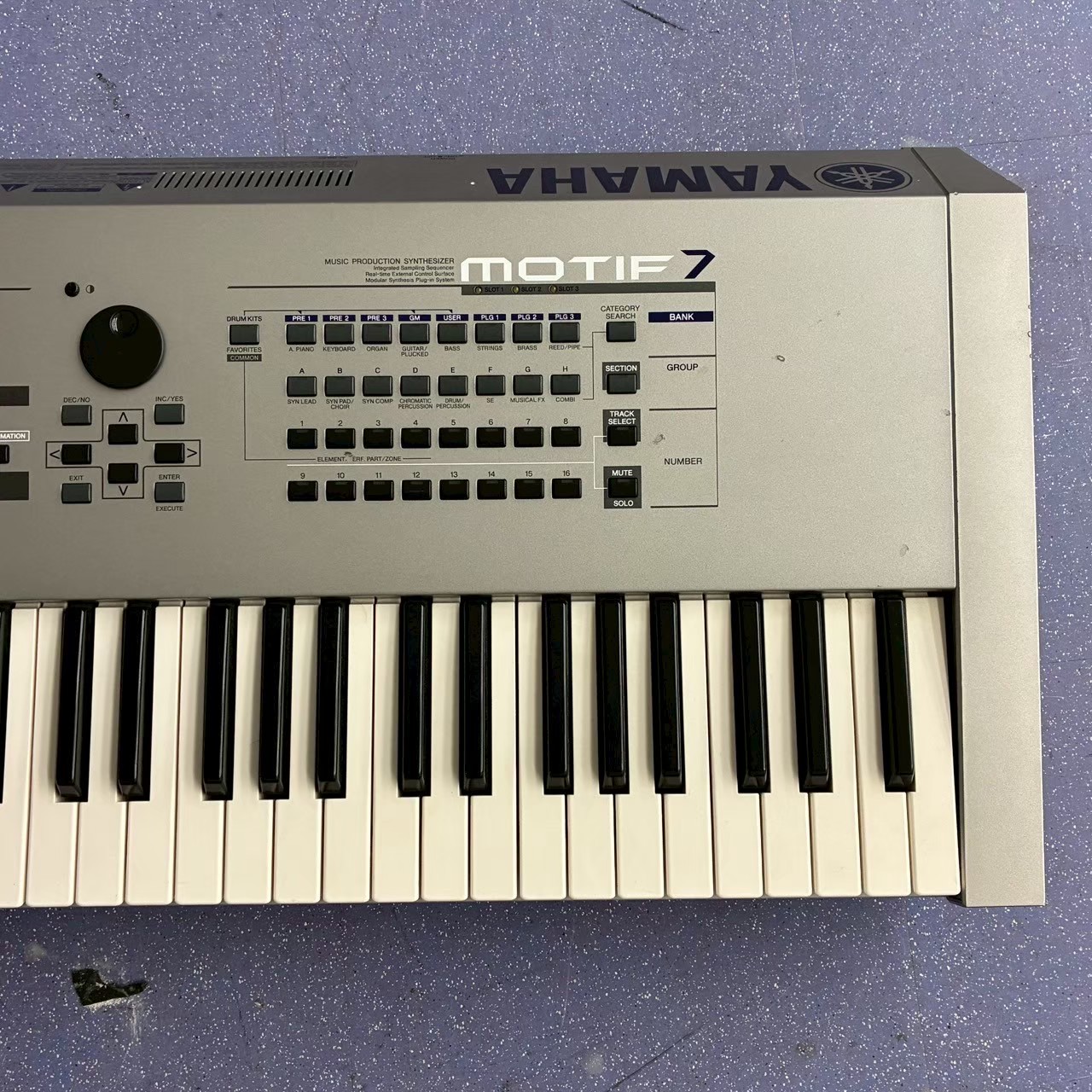YAMAHA MOTIF7（中古）【楽器検索デジマート】