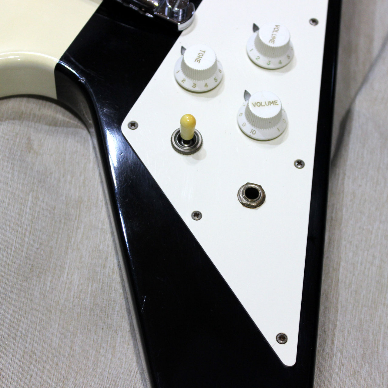 FERNANDES Burny FV-85MS '80s Vintage MIJ Electric Guitar Michael