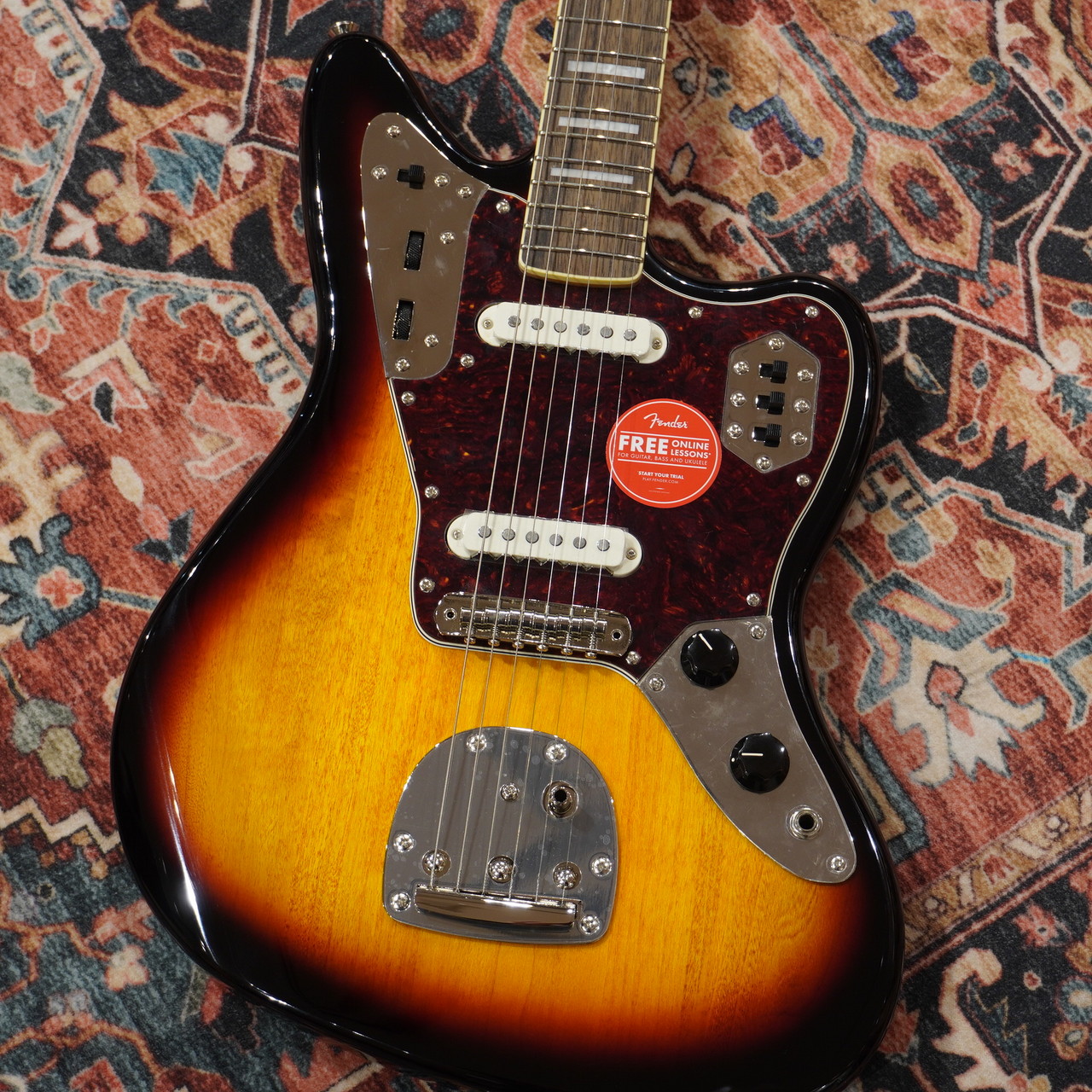 Squier by Fender Classic Vibe '70s Jaguar 3-Color Sunburst
