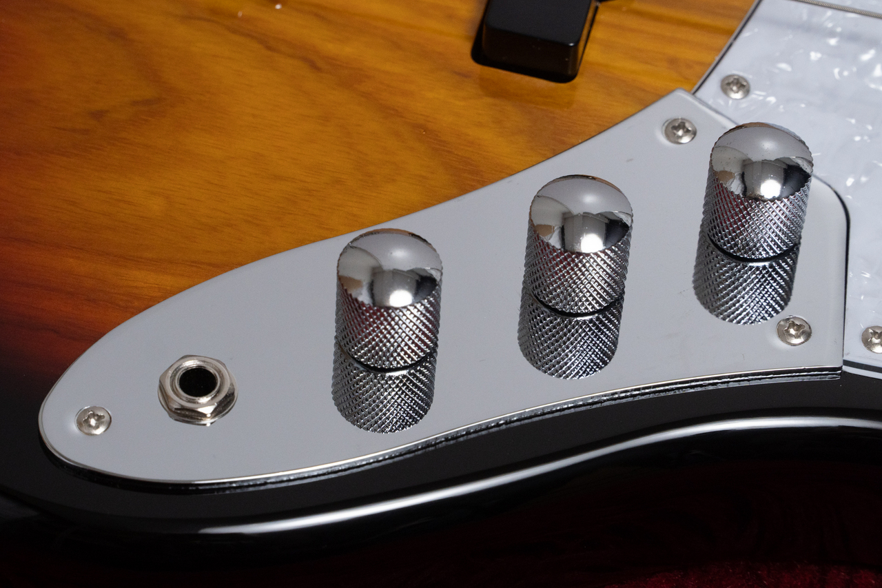 woofy basses ONE series Cavalier 5 Sunburst（新品/送料無料）【楽器