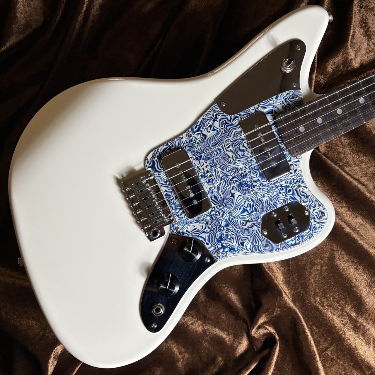 ギター Psychederhythm Cheetah Psychederhythm Cheetah Performance White サイケデリズム