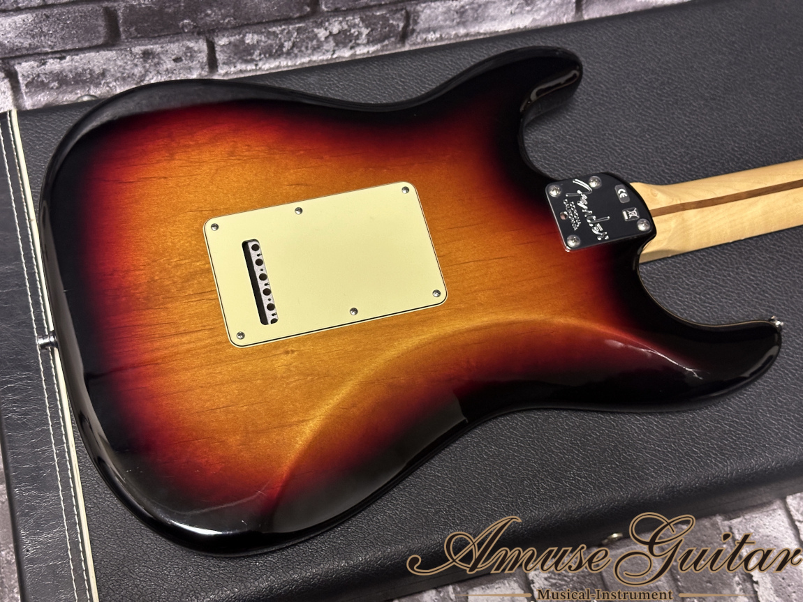 Fender USA American Deluxe Stratocaster N3 # 3-Color