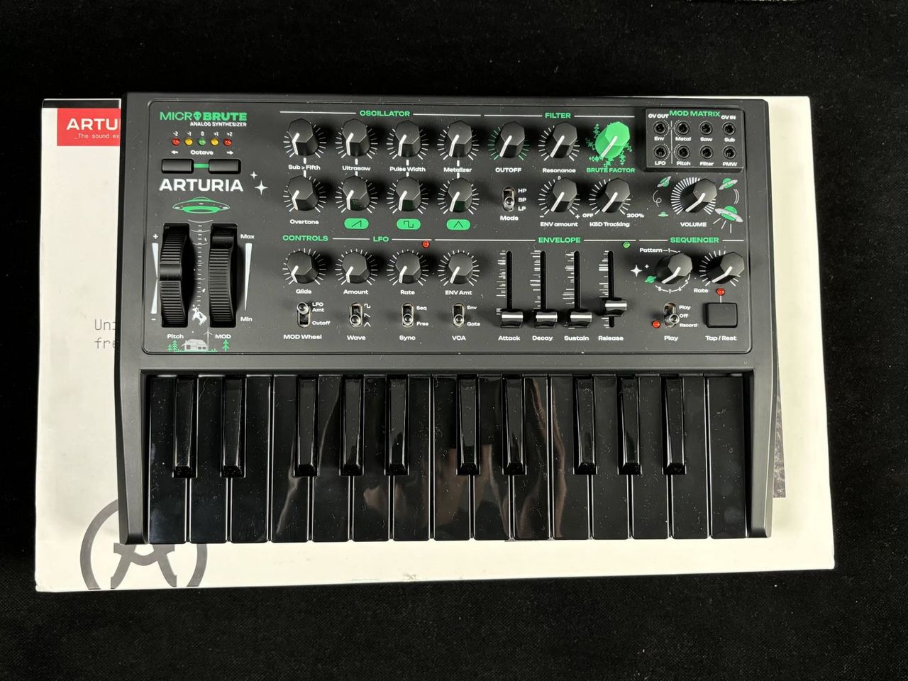 Arturia MICROBRUTE UFO（中古/送料無料）【楽器検索デジマート】