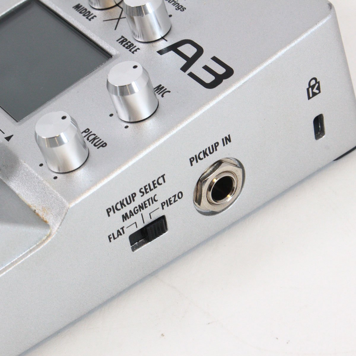 ZOOM A3 / Pre-Amp & Effects for Acoustic Guitar 【渋谷店