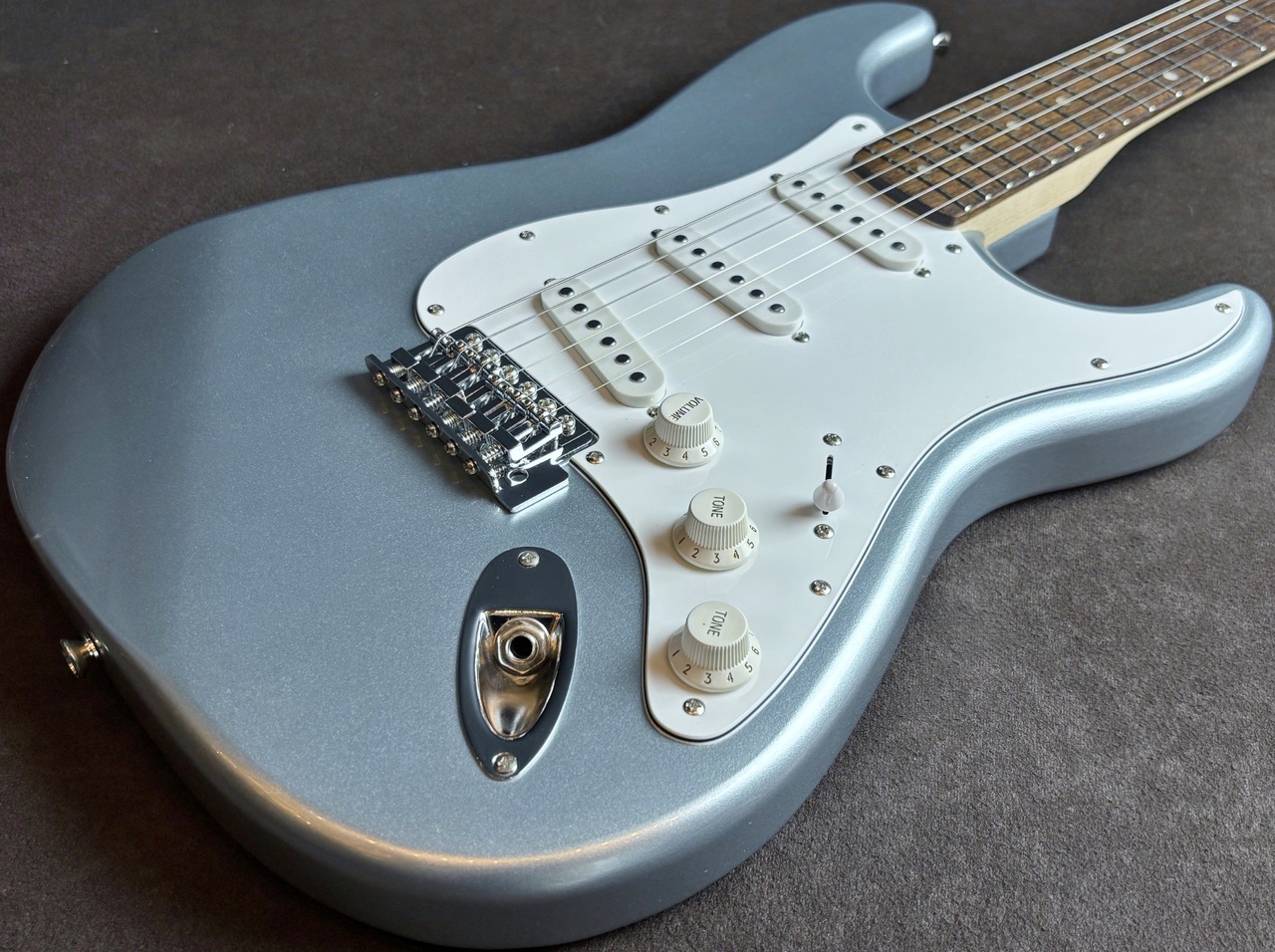 SQUIER BY FENDER  AFFINITY ストラトシルバー Squier by Fender / Affinity Stratocaster Slick Silver Laurel