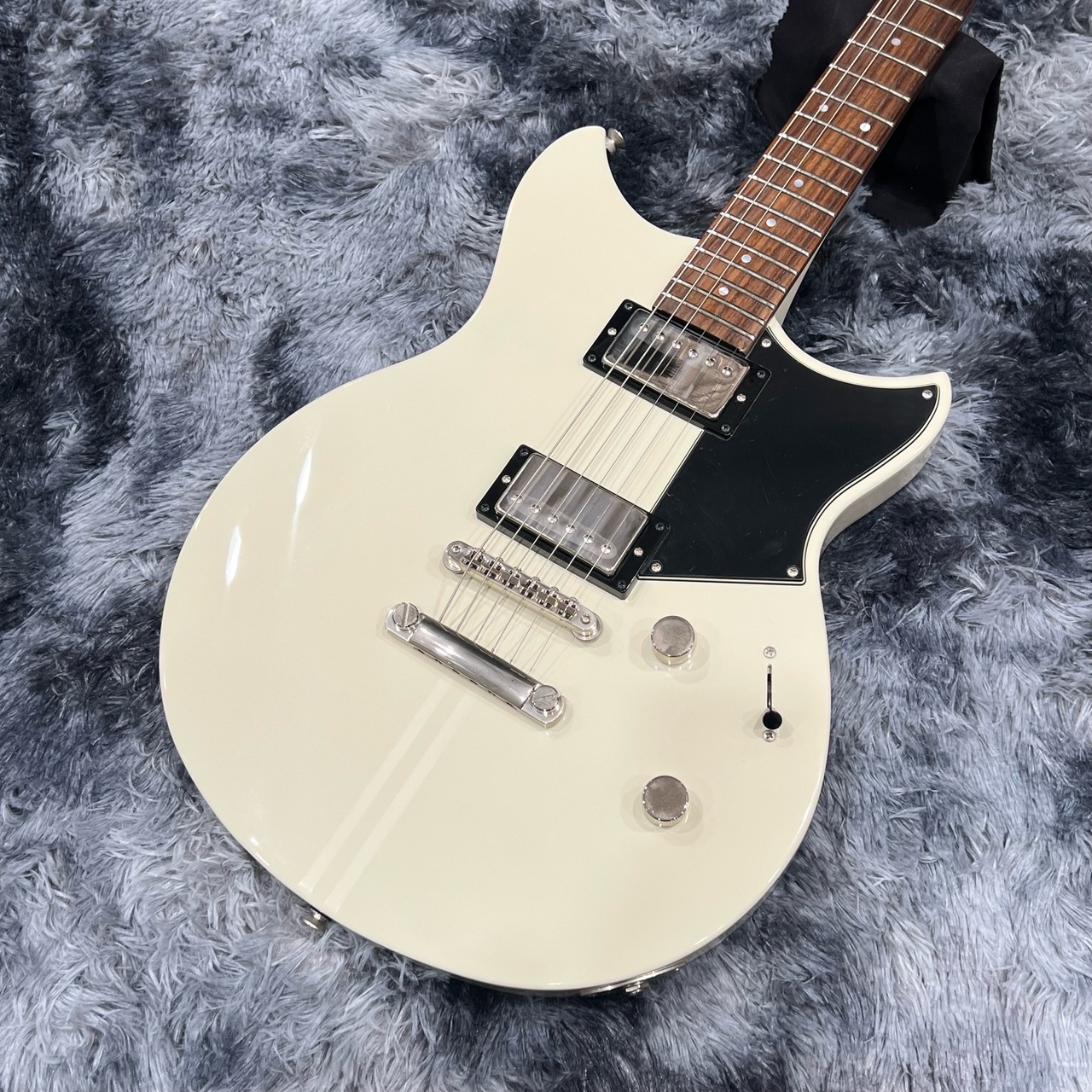YAMAHA RSE20 / VW (ビンテージホワイト)（新品/送料無料）【楽器検索