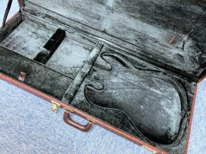 Mosrite Hard Case（中古）【楽器検索デジマート】