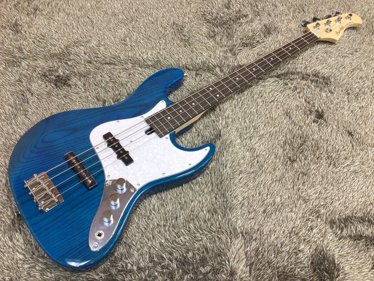 Bacchus WJB-500Rエレキベース 青 アッシュボディ Bacchus WJB-500R ASH STB【アッシュ材のずっしりボディ】（新品特価