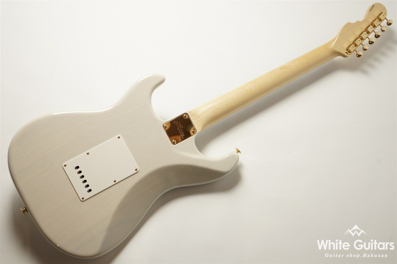 momose MC2-STD/R - Olympic White / Gold Acrylic PG / Gold Parts