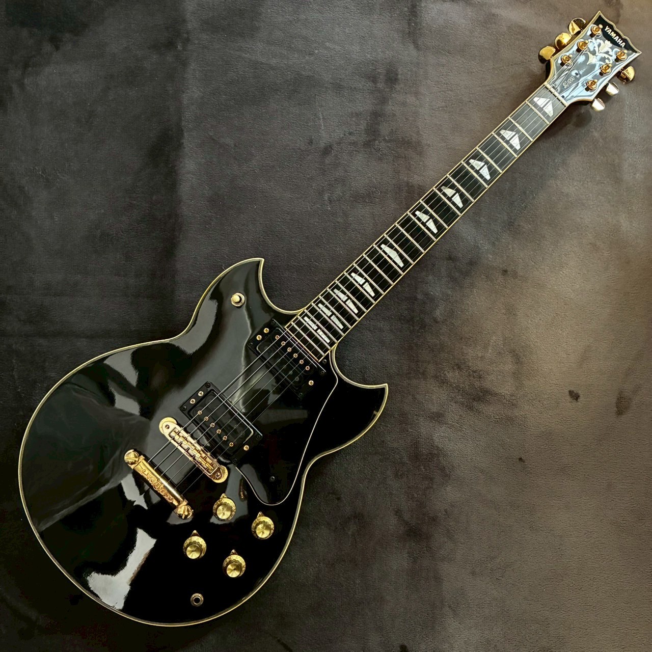 YAMAHA SG-1000 black ハードケース付属 【USED】【4.4kg