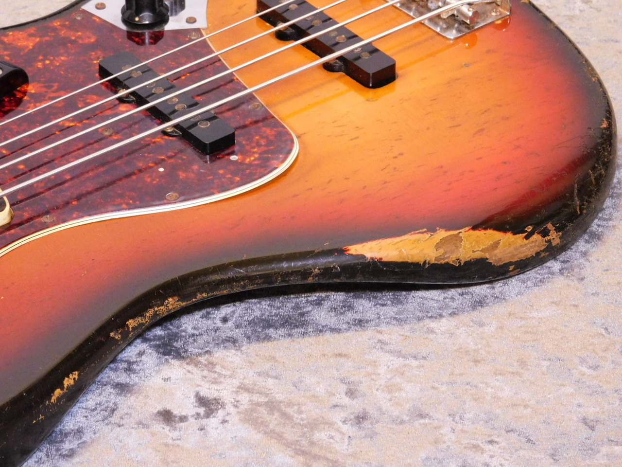 Fender Jazz Bass '72 SB/R（ビンテージ）【楽器検索デジマート】