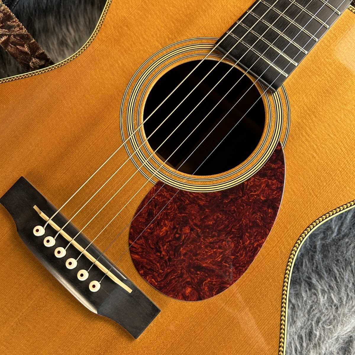 Martin OM-28V 1999（中古/送料無料）【楽器検索デジマート】